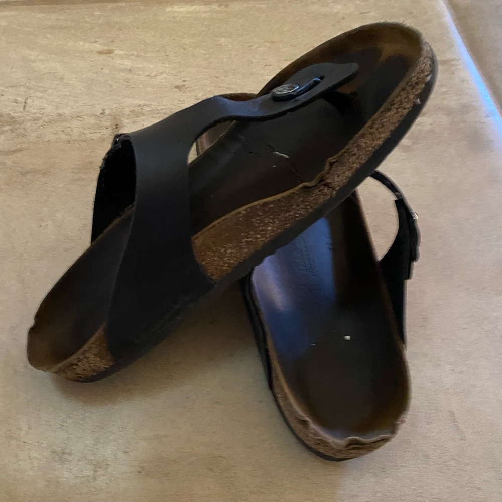 Used Birkenstock Shoes size 10 Black Leather
